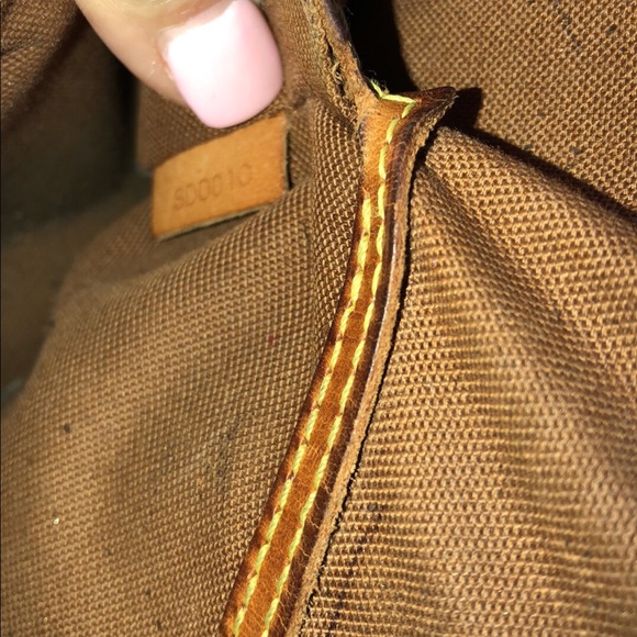 Louis Vuitton Alma - Picture 4 of 4